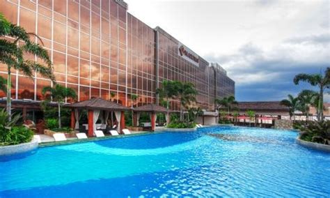6 star hotel in the philippines|Maxims Hotel .